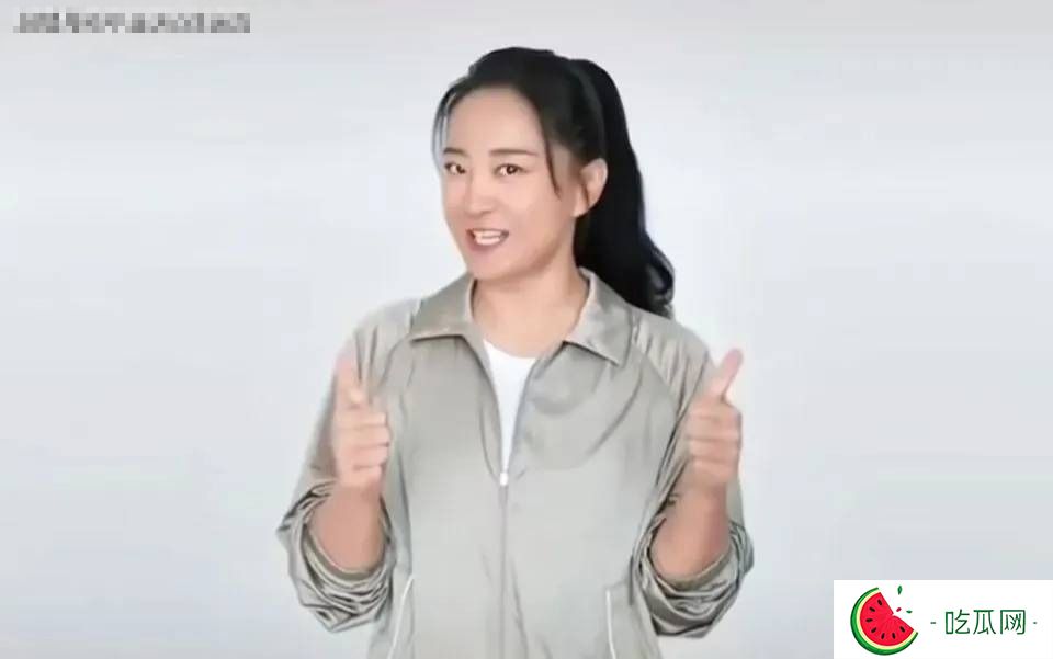 43歲賈玲又瘦了，高馬尾造型青春活力，沒復胖沒反彈反擊謠言